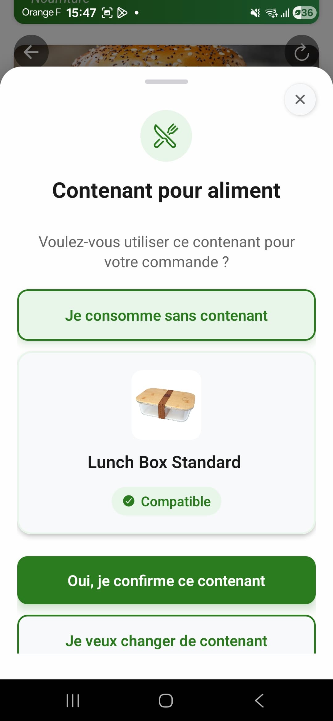 Collaborateurs utilisant des contenants réutilisables Csibon